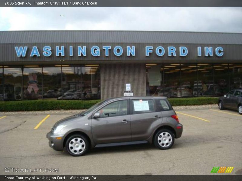 Phantom Gray Pearl / Dark Charcoal 2005 Scion xA