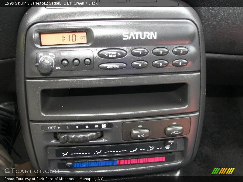 Dark Green / Black 1999 Saturn S Series SL2 Sedan