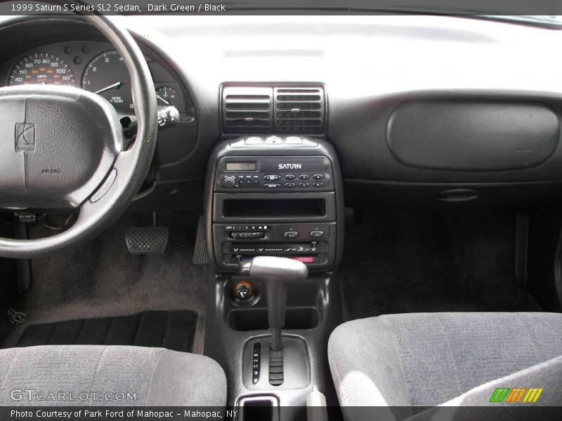 Dark Green / Black 1999 Saturn S Series SL2 Sedan