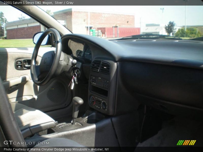 Silver / Gray 2001 Saturn S Series SW2 Wagon