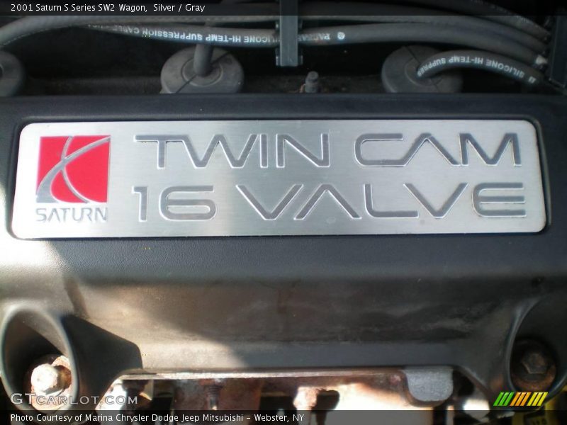 Silver / Gray 2001 Saturn S Series SW2 Wagon