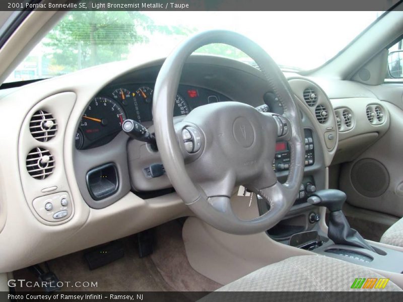 Light Bronzemist Metallic / Taupe 2001 Pontiac Bonneville SE