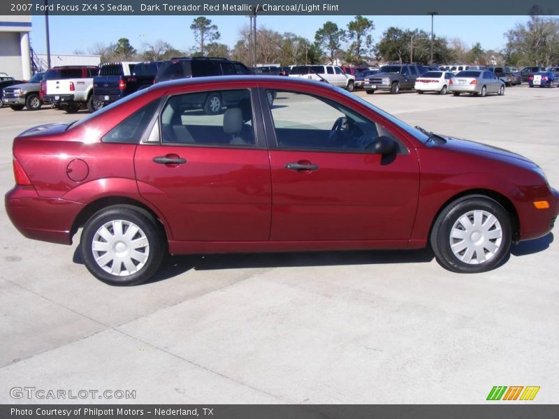 Dark Toreador Red Metallic / Charcoal/Light Flint 2007 Ford Focus ZX4 S Sedan