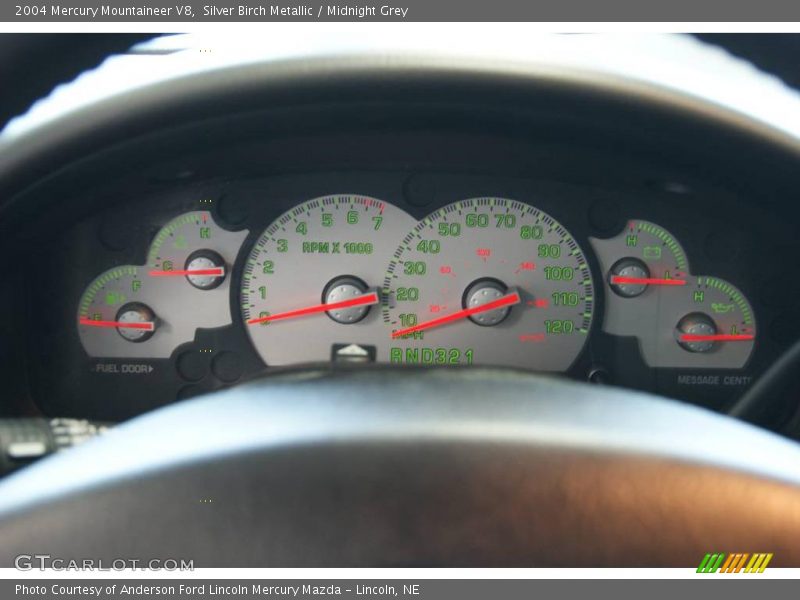 Silver Birch Metallic / Midnight Grey 2004 Mercury Mountaineer V8