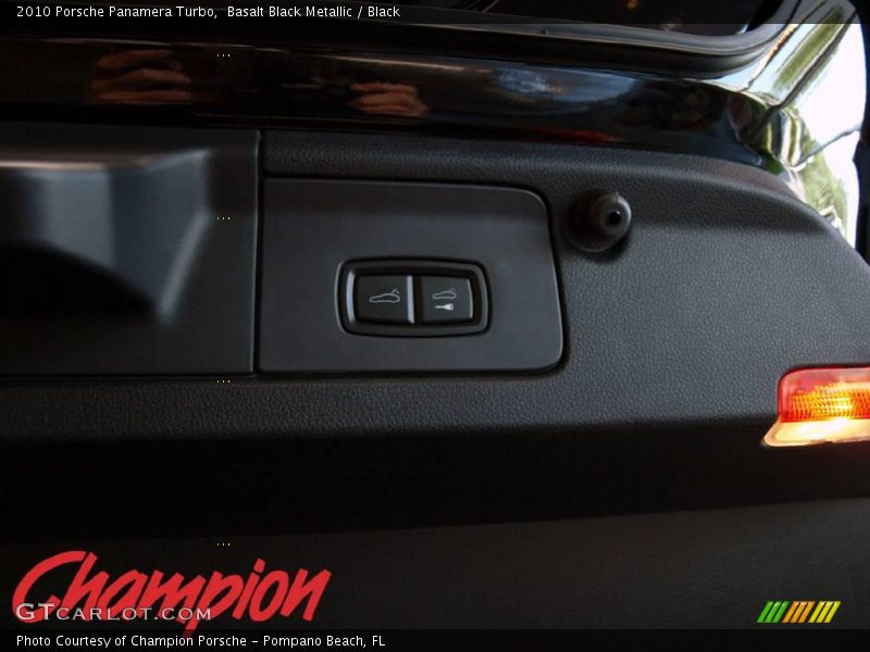 Basalt Black Metallic / Black 2010 Porsche Panamera Turbo