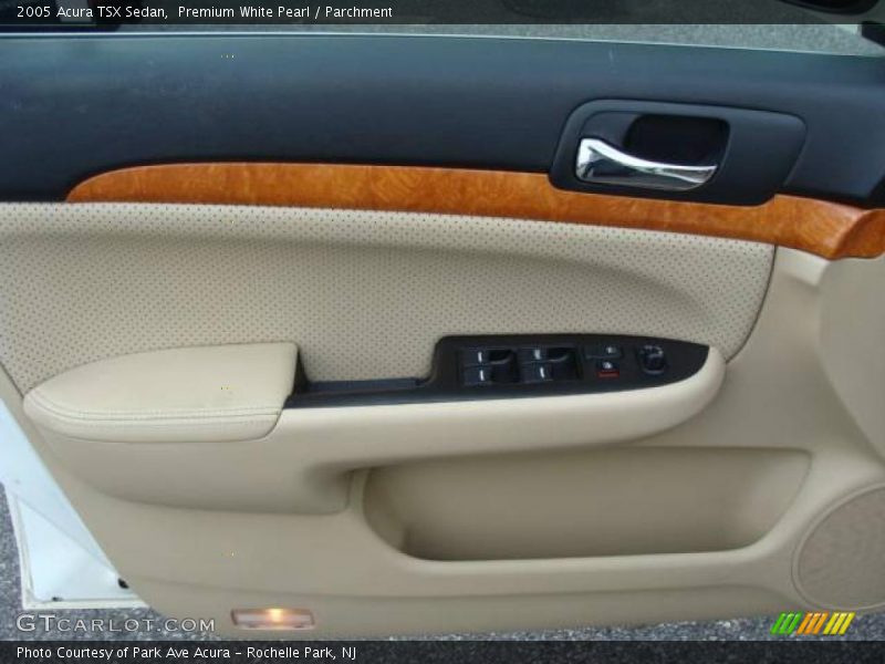 Premium White Pearl / Parchment 2005 Acura TSX Sedan