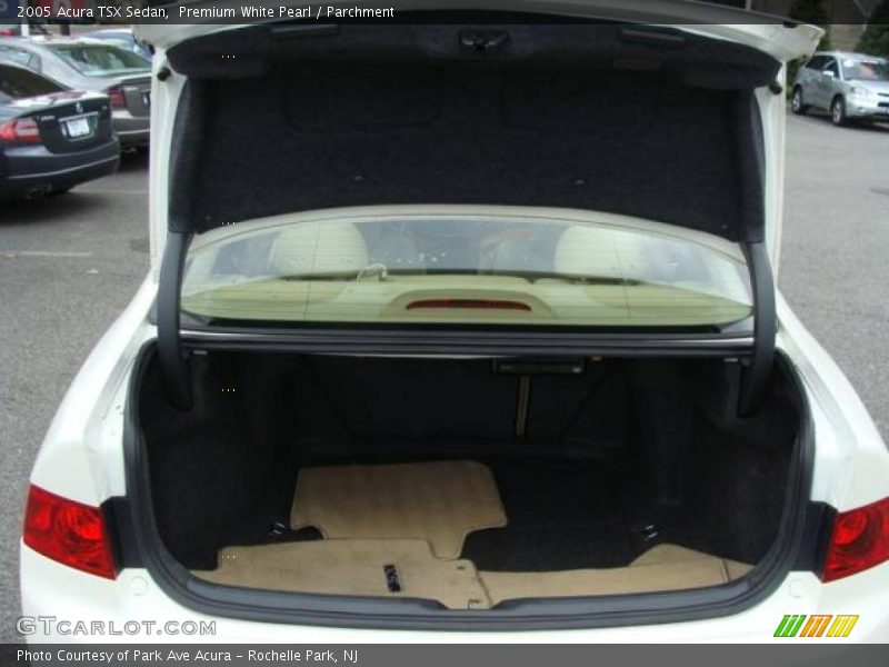 Premium White Pearl / Parchment 2005 Acura TSX Sedan