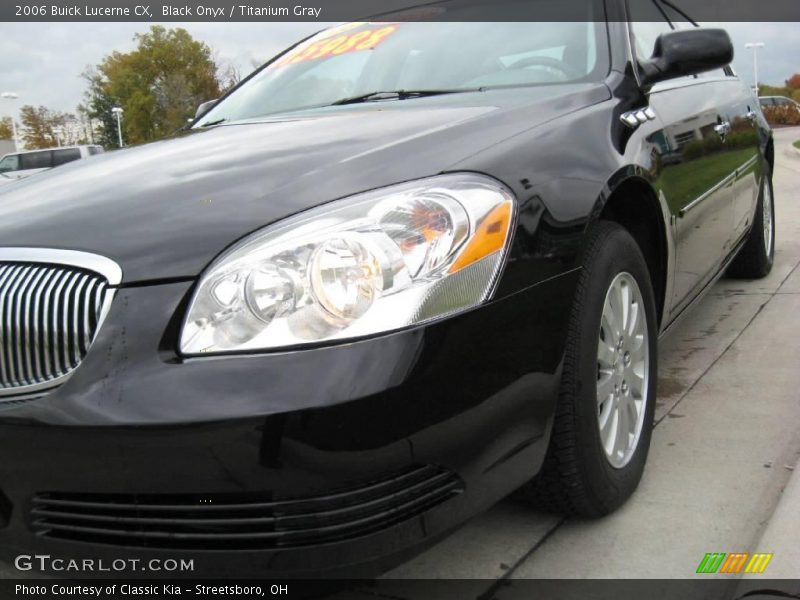 Black Onyx / Titanium Gray 2006 Buick Lucerne CX