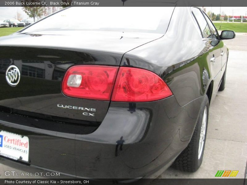 Black Onyx / Titanium Gray 2006 Buick Lucerne CX