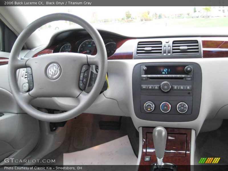 Black Onyx / Titanium Gray 2006 Buick Lucerne CX