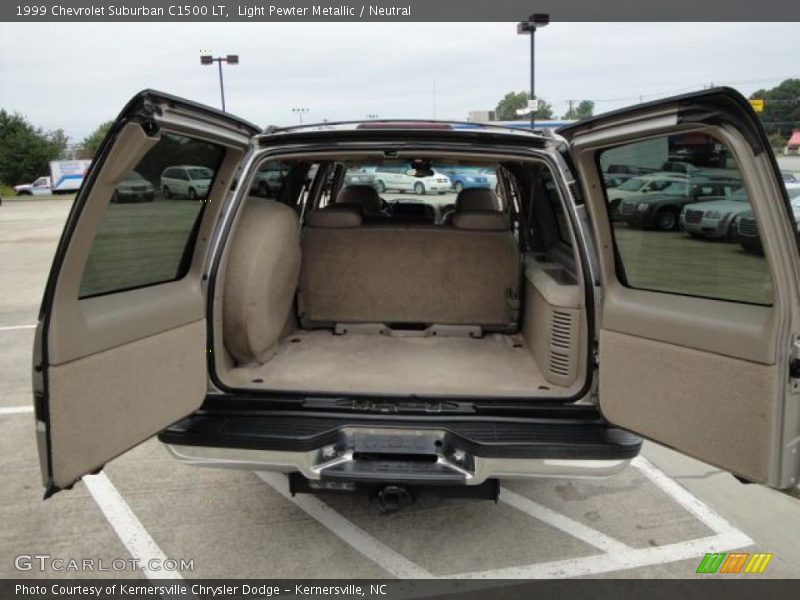 Light Pewter Metallic / Neutral 1999 Chevrolet Suburban C1500 LT