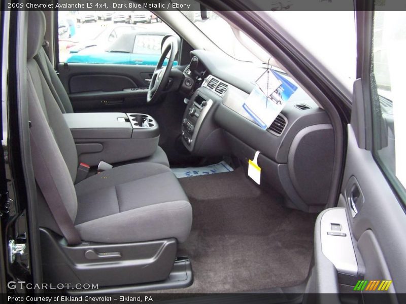 Dark Blue Metallic / Ebony 2009 Chevrolet Avalanche LS 4x4