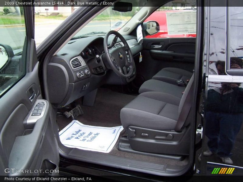 Dark Blue Metallic / Ebony 2009 Chevrolet Avalanche LS 4x4