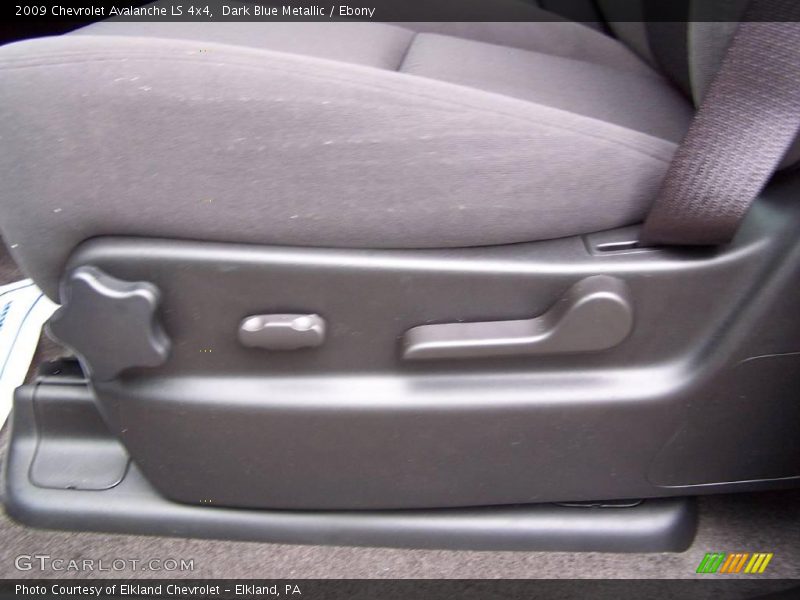 Dark Blue Metallic / Ebony 2009 Chevrolet Avalanche LS 4x4