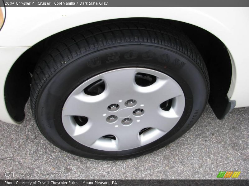 Cool Vanilla / Dark Slate Gray 2004 Chrysler PT Cruiser