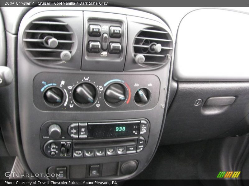Cool Vanilla / Dark Slate Gray 2004 Chrysler PT Cruiser