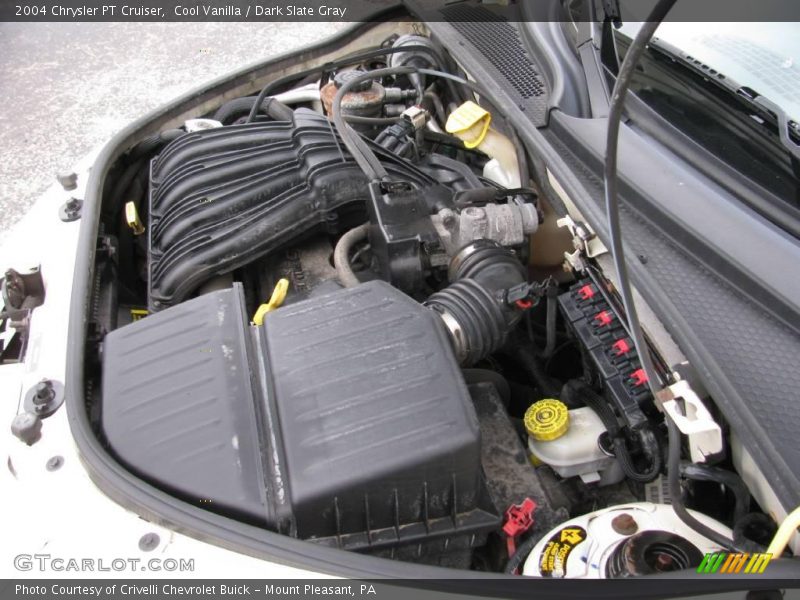 Cool Vanilla / Dark Slate Gray 2004 Chrysler PT Cruiser