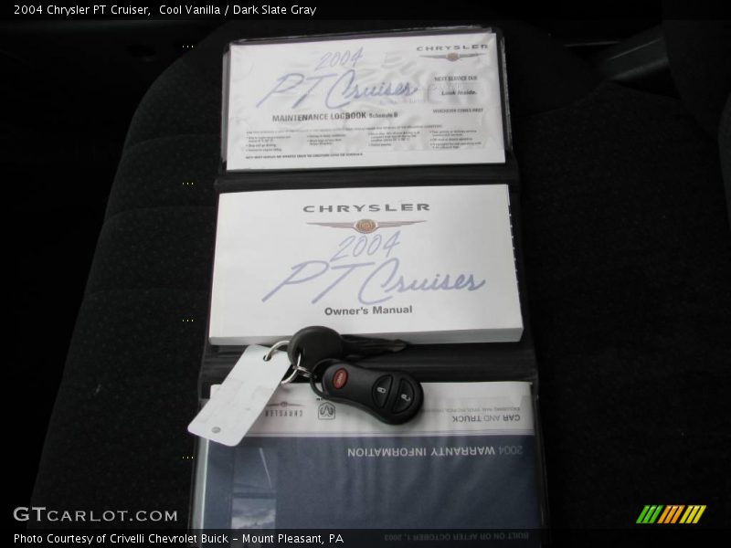 Cool Vanilla / Dark Slate Gray 2004 Chrysler PT Cruiser