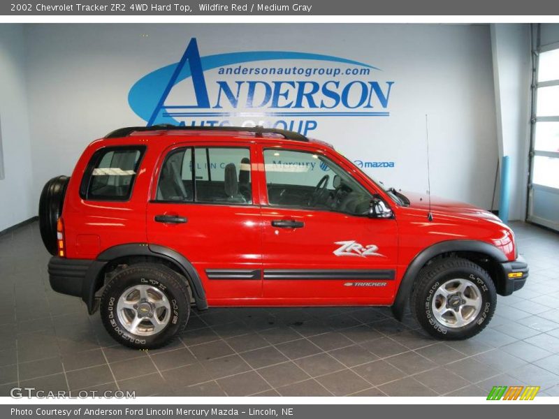 Wildfire Red / Medium Gray 2002 Chevrolet Tracker ZR2 4WD Hard Top