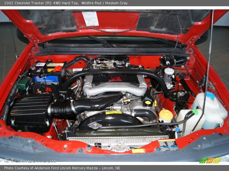 Wildfire Red / Medium Gray 2002 Chevrolet Tracker ZR2 4WD Hard Top