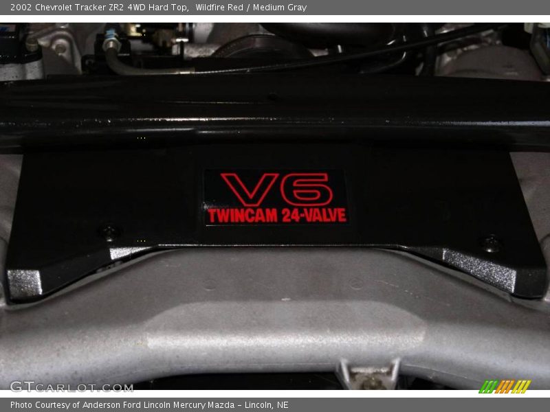Wildfire Red / Medium Gray 2002 Chevrolet Tracker ZR2 4WD Hard Top