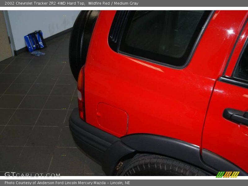 Wildfire Red / Medium Gray 2002 Chevrolet Tracker ZR2 4WD Hard Top