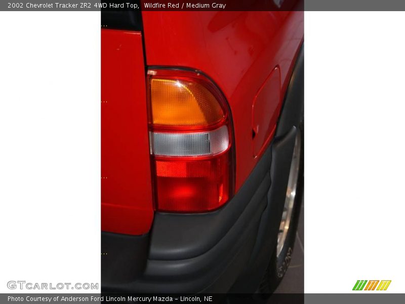 Wildfire Red / Medium Gray 2002 Chevrolet Tracker ZR2 4WD Hard Top