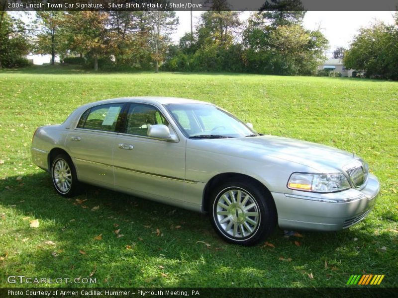 Silver Birch Metallic / Shale/Dove 2004 Lincoln Town Car Signature