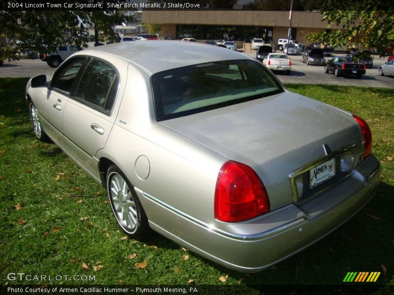 Silver Birch Metallic / Shale/Dove 2004 Lincoln Town Car Signature