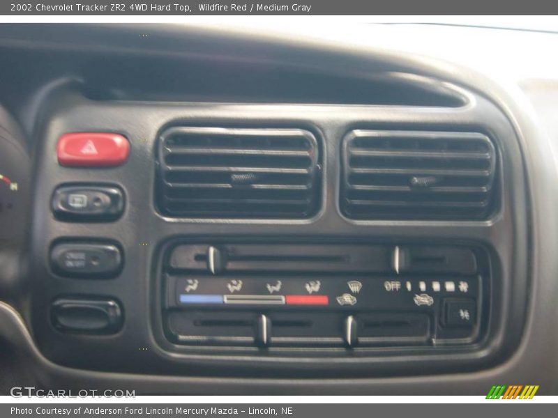 Wildfire Red / Medium Gray 2002 Chevrolet Tracker ZR2 4WD Hard Top
