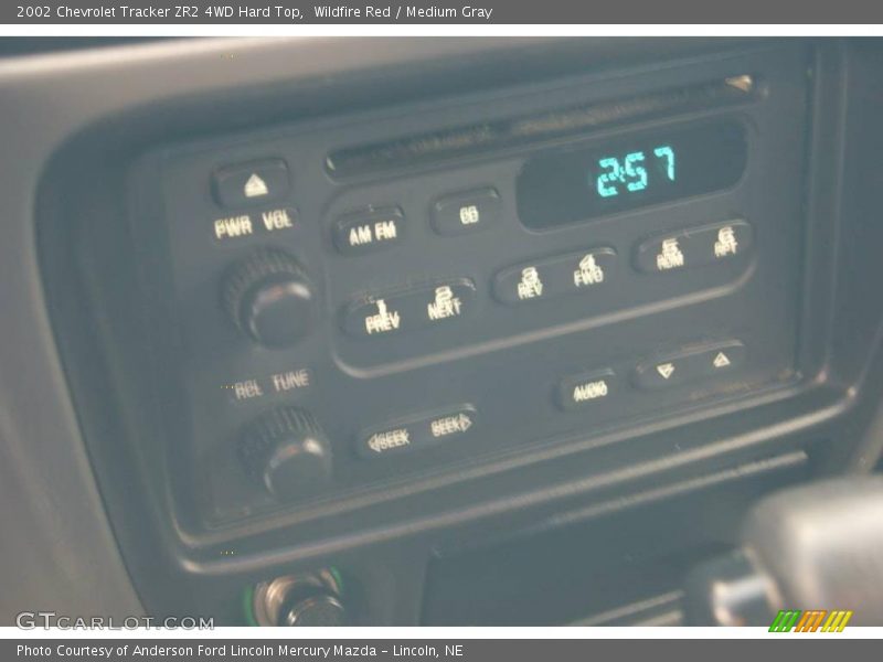 Wildfire Red / Medium Gray 2002 Chevrolet Tracker ZR2 4WD Hard Top