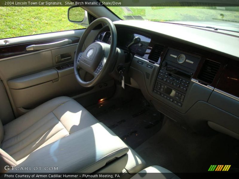 Silver Birch Metallic / Shale/Dove 2004 Lincoln Town Car Signature
