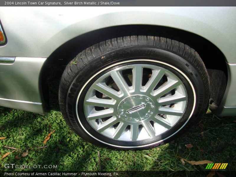 Silver Birch Metallic / Shale/Dove 2004 Lincoln Town Car Signature