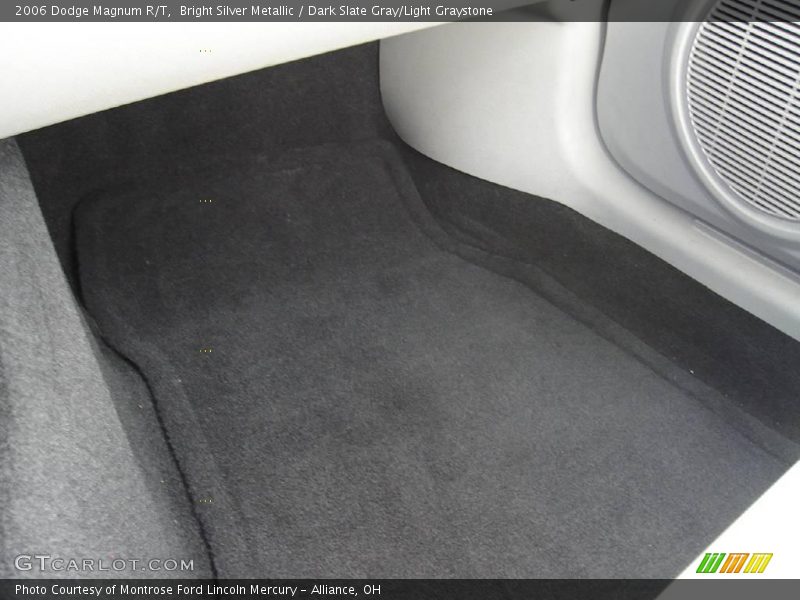 Bright Silver Metallic / Dark Slate Gray/Light Graystone 2006 Dodge Magnum R/T