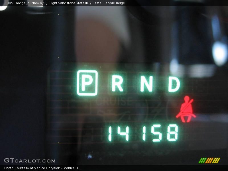 Light Sandstone Metallic / Pastel Pebble Beige 2009 Dodge Journey R/T