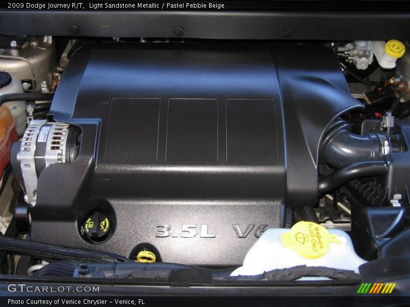 Light Sandstone Metallic / Pastel Pebble Beige 2009 Dodge Journey R/T