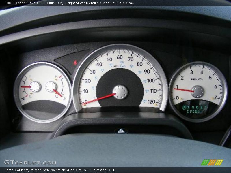 Bright Silver Metallic / Medium Slate Gray 2006 Dodge Dakota SLT Club Cab