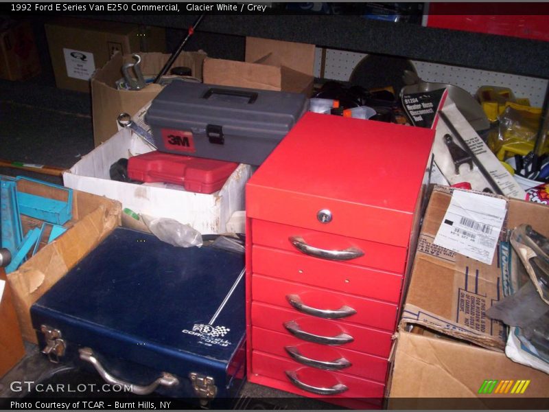 Glacier White / Grey 1992 Ford E Series Van E250 Commercial