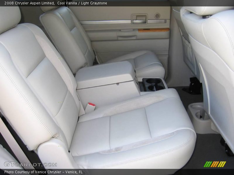 Cool Vanilla / Light Graystone 2008 Chrysler Aspen Limited