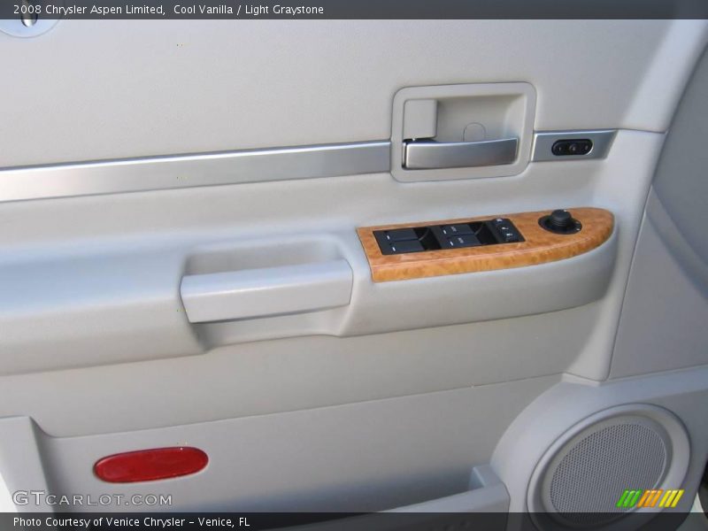 Cool Vanilla / Light Graystone 2008 Chrysler Aspen Limited