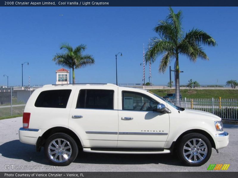 Cool Vanilla / Light Graystone 2008 Chrysler Aspen Limited