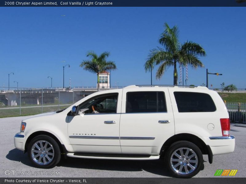 Cool Vanilla / Light Graystone 2008 Chrysler Aspen Limited