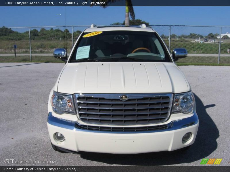 Cool Vanilla / Light Graystone 2008 Chrysler Aspen Limited