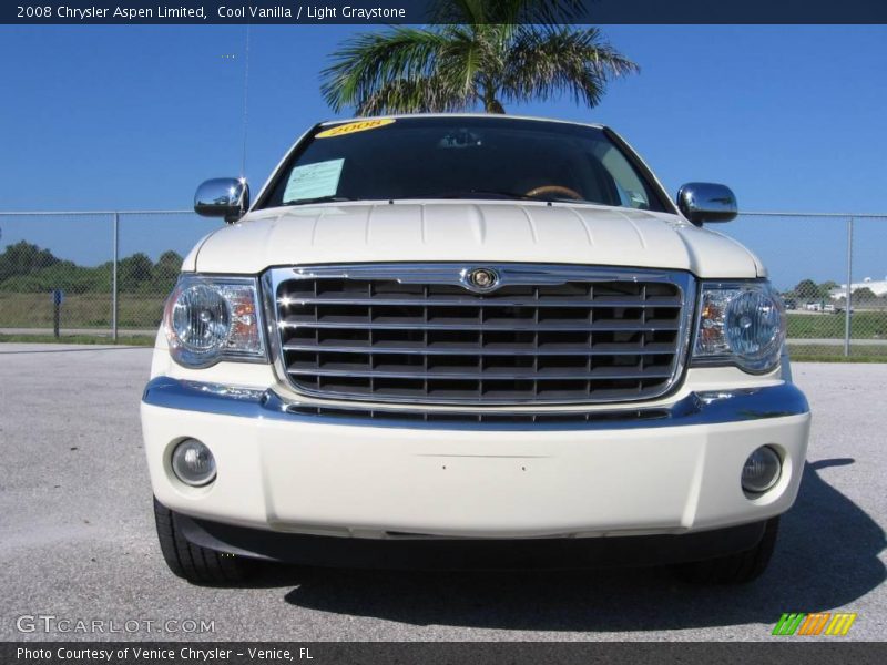 Cool Vanilla / Light Graystone 2008 Chrysler Aspen Limited