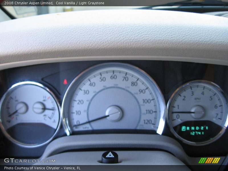 Cool Vanilla / Light Graystone 2008 Chrysler Aspen Limited