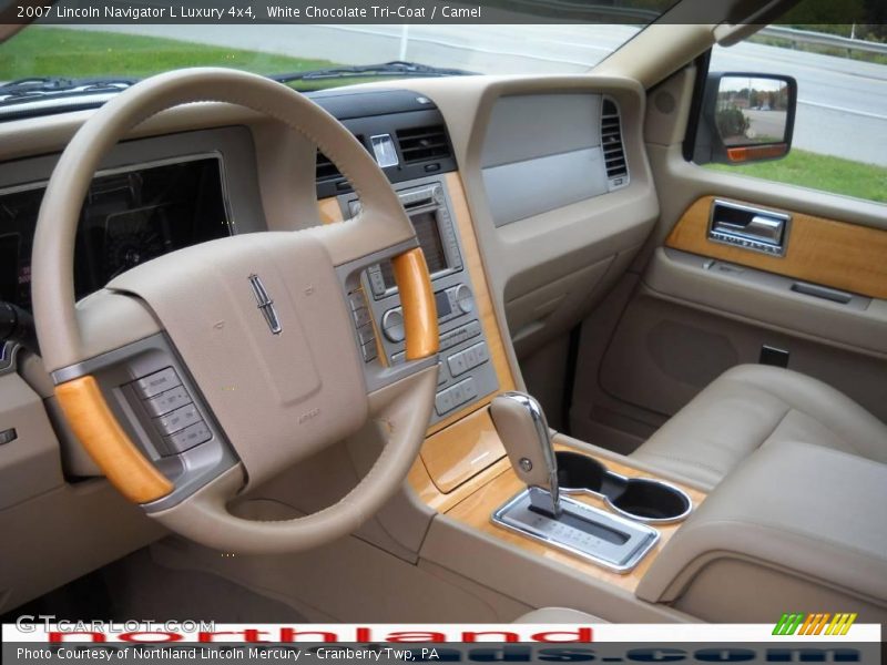 White Chocolate Tri-Coat / Camel 2007 Lincoln Navigator L Luxury 4x4