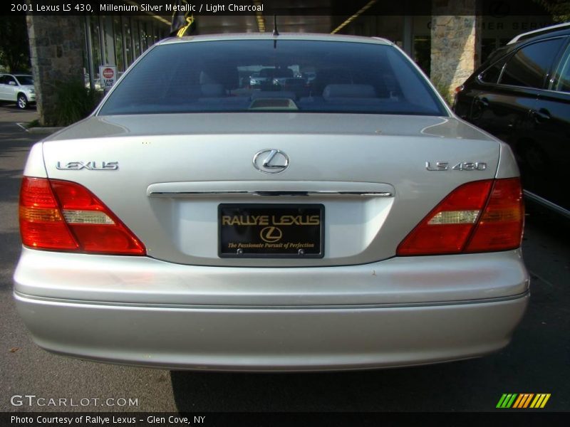 Millenium Silver Metallic / Light Charcoal 2001 Lexus LS 430