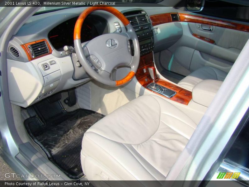 Millenium Silver Metallic / Light Charcoal 2001 Lexus LS 430