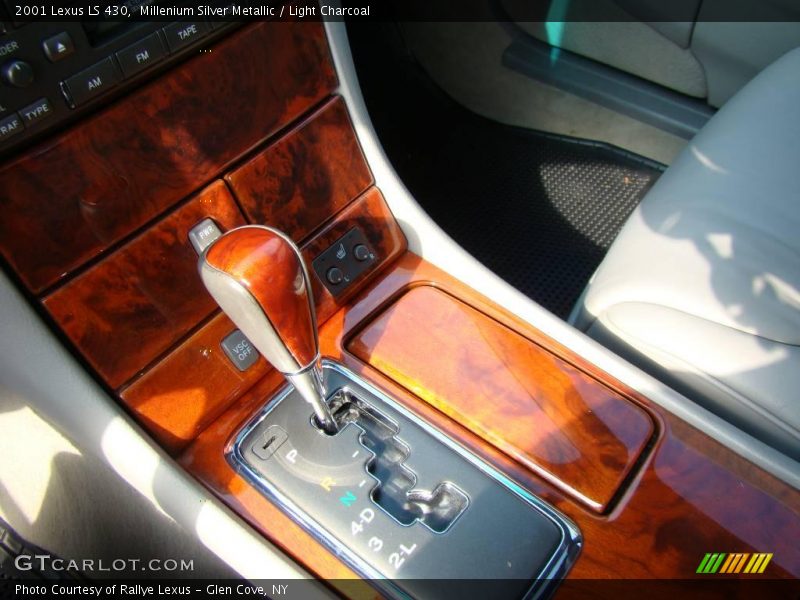 Millenium Silver Metallic / Light Charcoal 2001 Lexus LS 430
