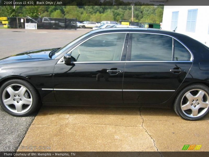 Black Onyx / Ash 2006 Lexus LS 430